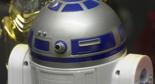 R2D2 C1P8